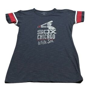 MLB Chicago White Sox Y2K Throwback Logo Tee by ’47 | Size M